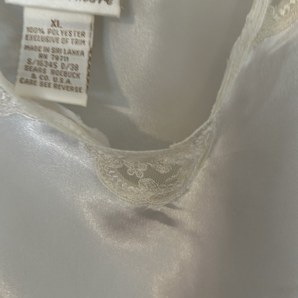 Val Mode robe - Picture 15 of 16